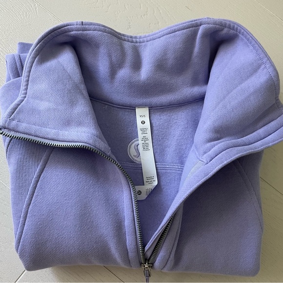 Like New Lululemon Funnel Neck Scuba - Picture 8 of 9
